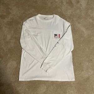 Mens’ Vinyard Vines Lacrosse Flag Long-Sleeve Tee